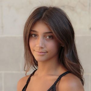 Meet your Posher, Isabella